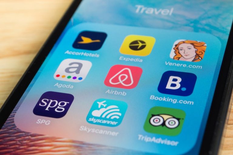 7 Best Travel Apps Every Traveler Should Know About